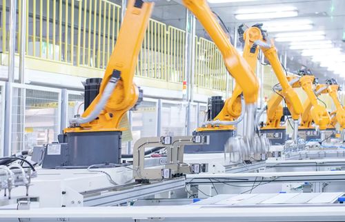 晶科能源科创板鸣锣 市值破千亿，全球光伏巨头的市场扩张与技术布局